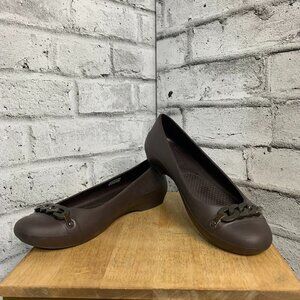 Crocs Gianna Chain Link Ballet Flats Slip On Shoes Womens 9 Brown Casual Comfort